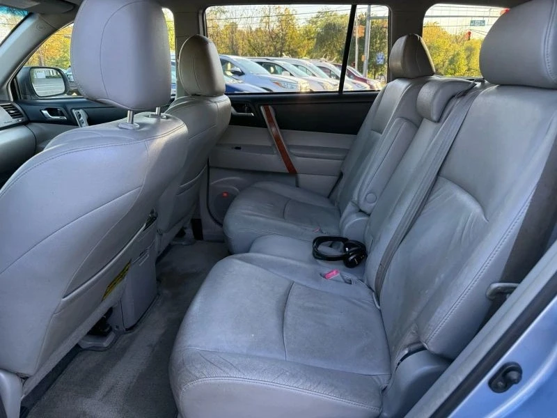2009 Toyota Highlander - Image 10 of 12