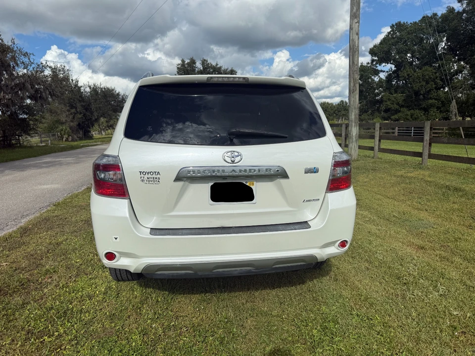 2009 Toyota Highlander - Image 9 of 19