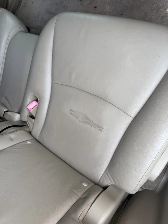 2009 Toyota Highlander - Image 14 of 19