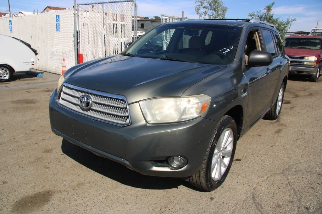 2009 Toyota Highlander - Image 2 of 21