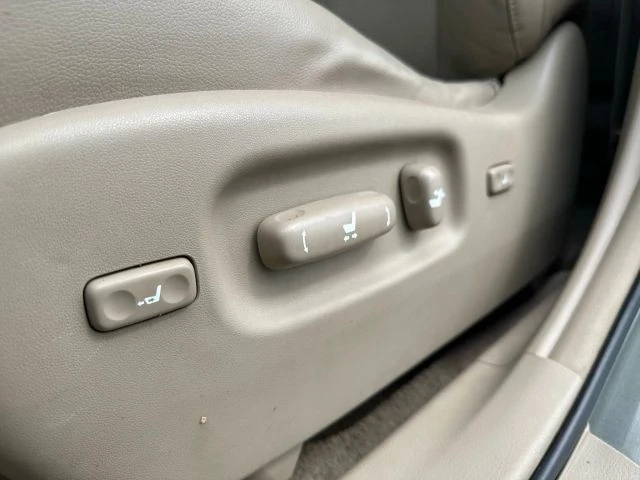 2009 Toyota Highlander - Image 12 of 21
