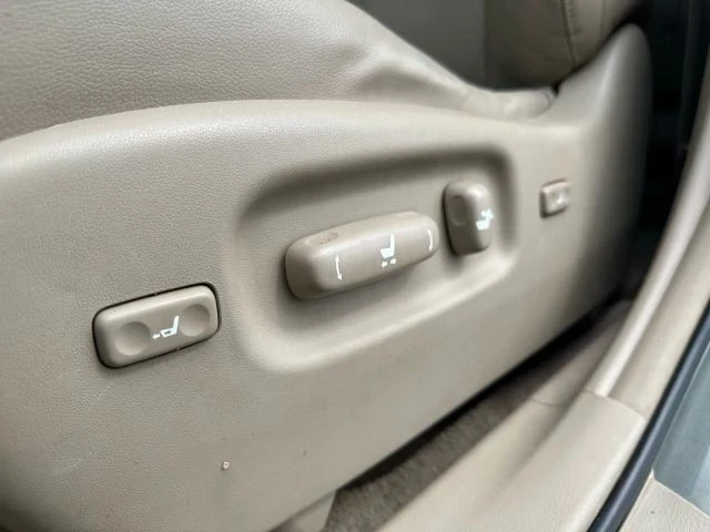 2009 Toyota Highlander - Image 12 of 21
