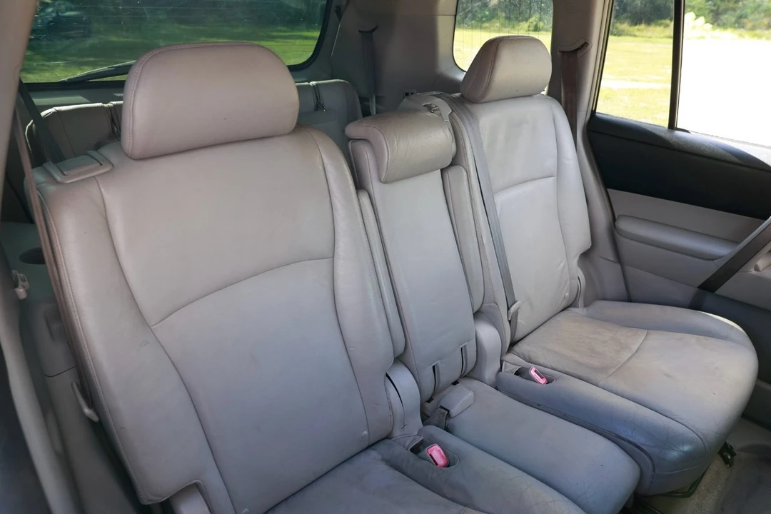 2009 Toyota Highlander - Image 14 of 21