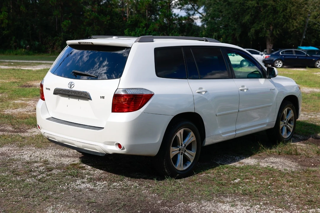 2009 Toyota Highlander - Image 11 of 21