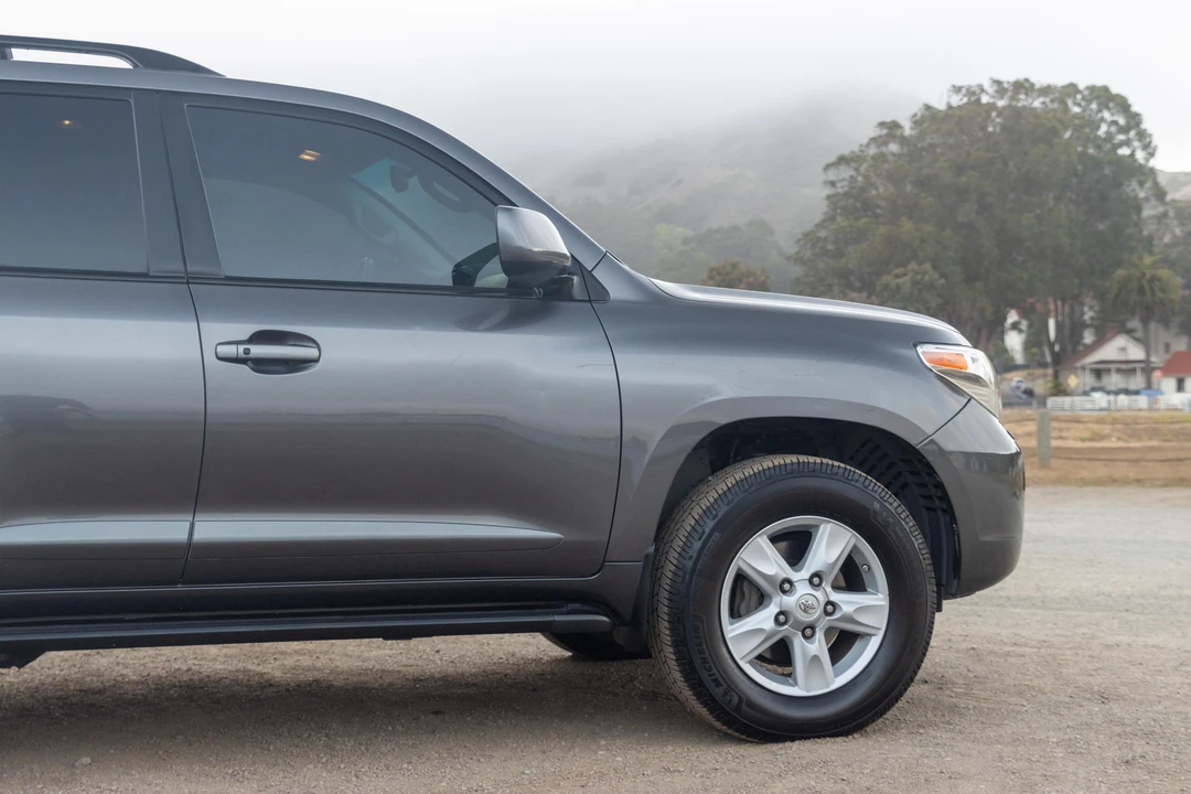 2009 Toyota J200 Land Cruiser - Image 13 of 31
