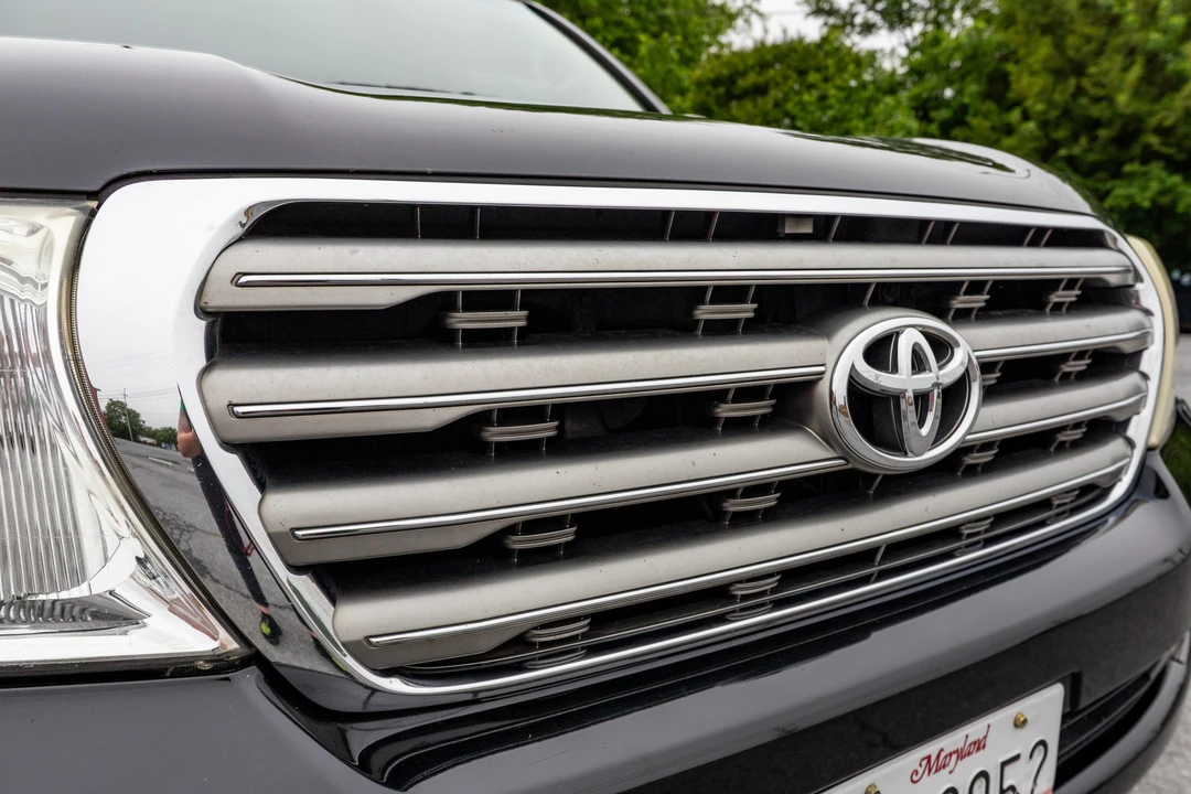 2009 Toyota J200 Land Cruiser - Image 12 of 31