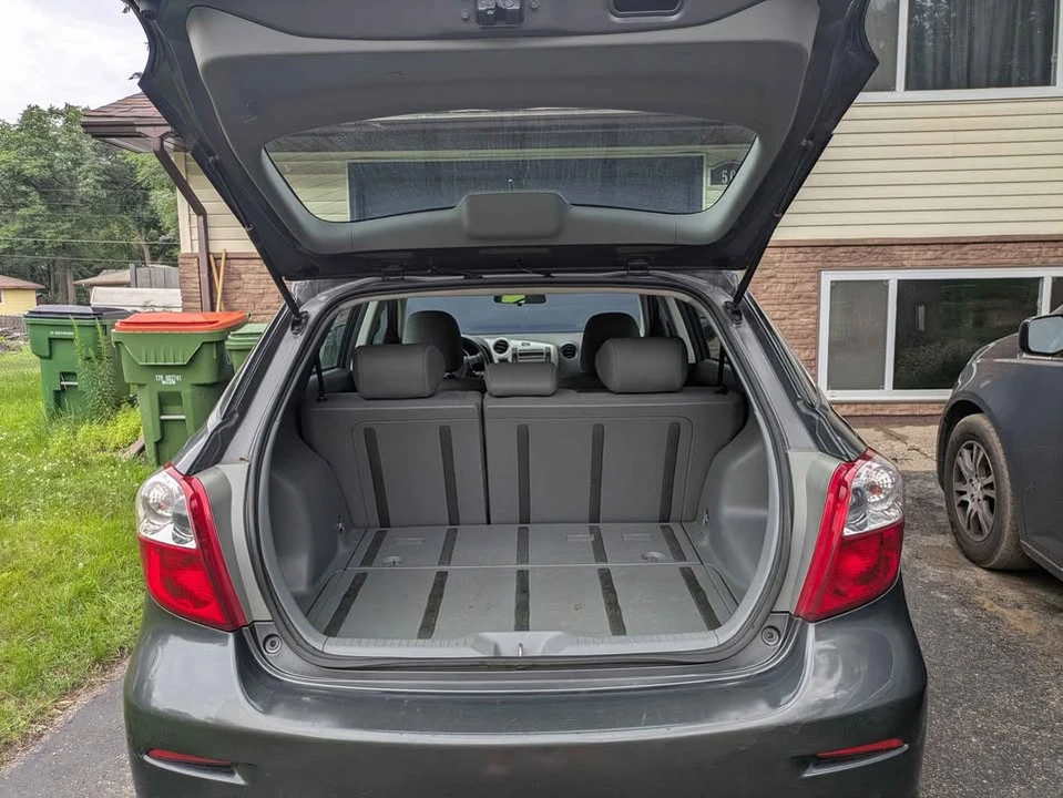 2009 Toyota Matrix 2nd Gen - Image 9 of 10