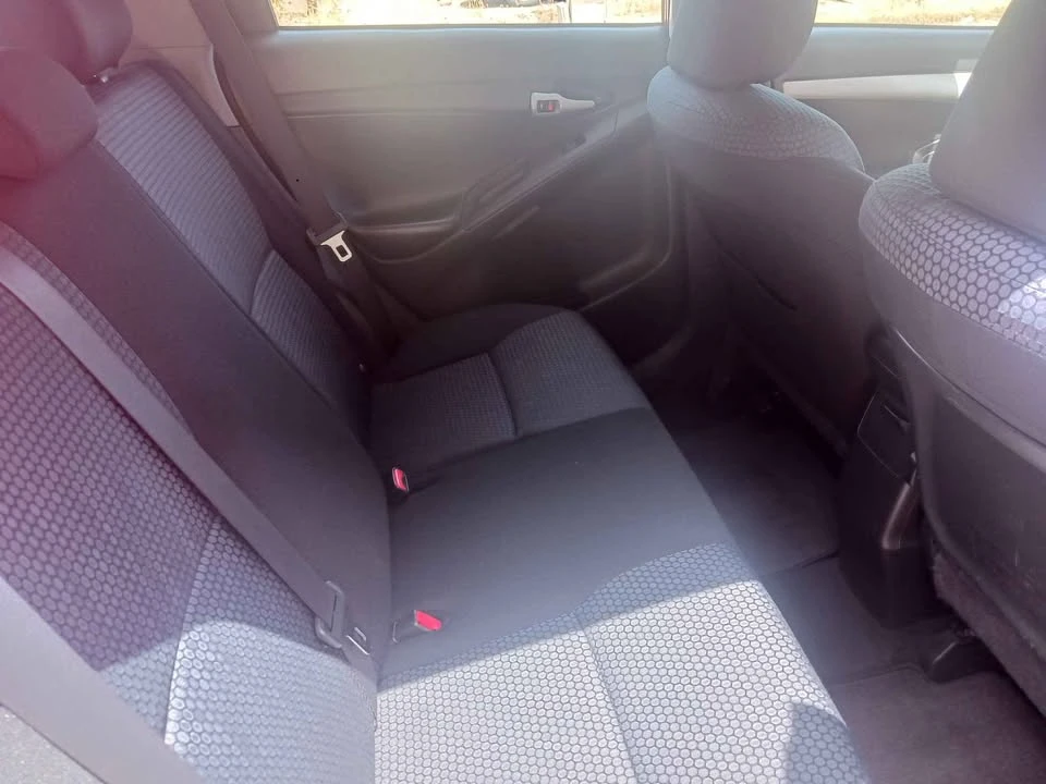 2009 Toyota Matrix 2nd Gen - Image 10 of 11