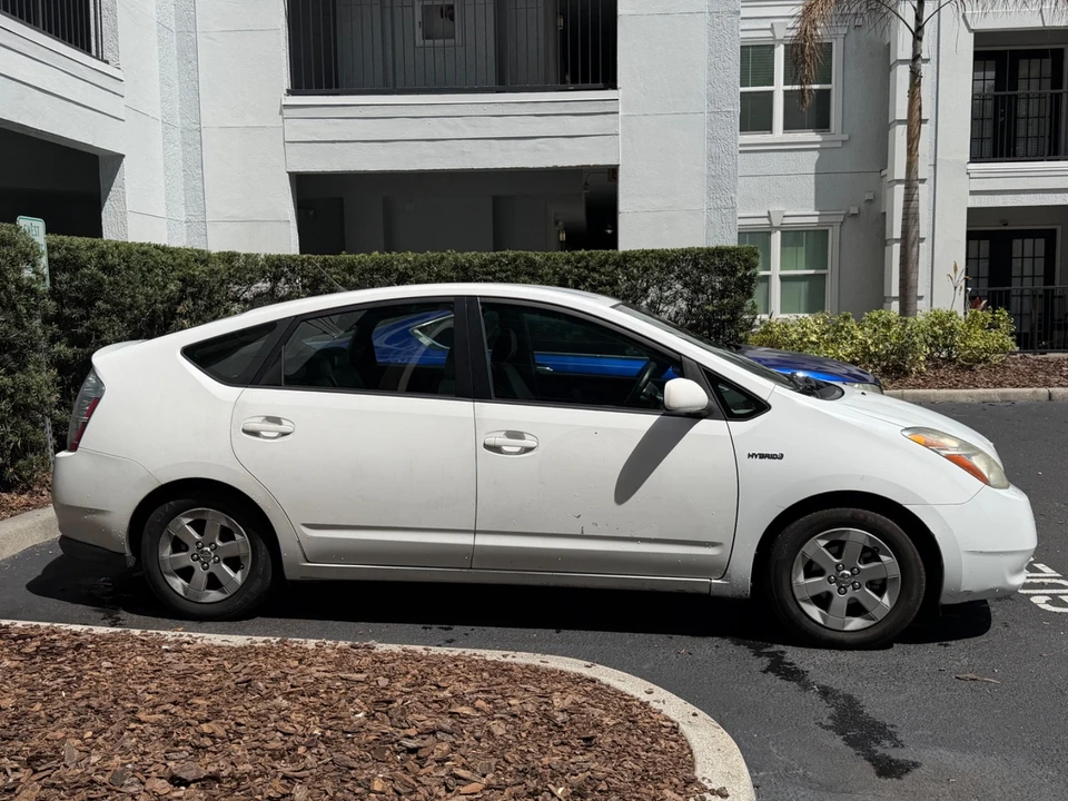 2009 Toyota Prius 2nd Gen - Image 3 of 20