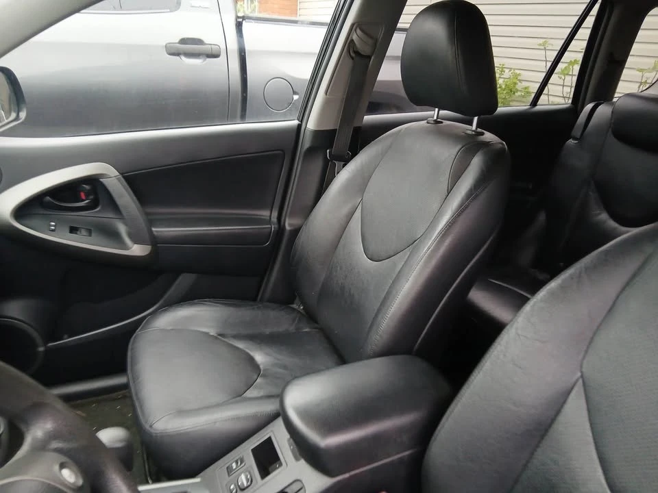 2009 Toyota RAV4 3rd Gen - Image 6 of 14