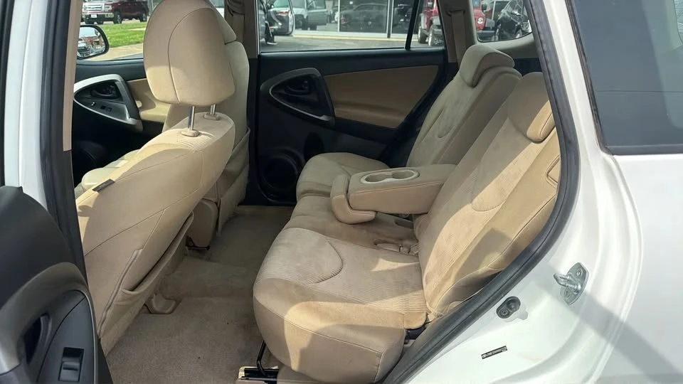 2009 Toyota RAV4 3rd Gen - Image 8 of 10
