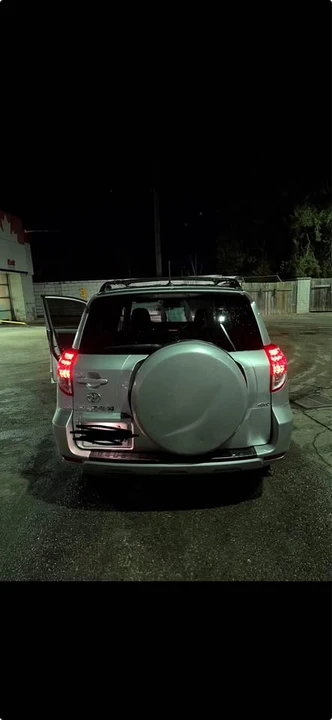 2009 Toyota RAV4 3rd Gen - Image 3 of 8