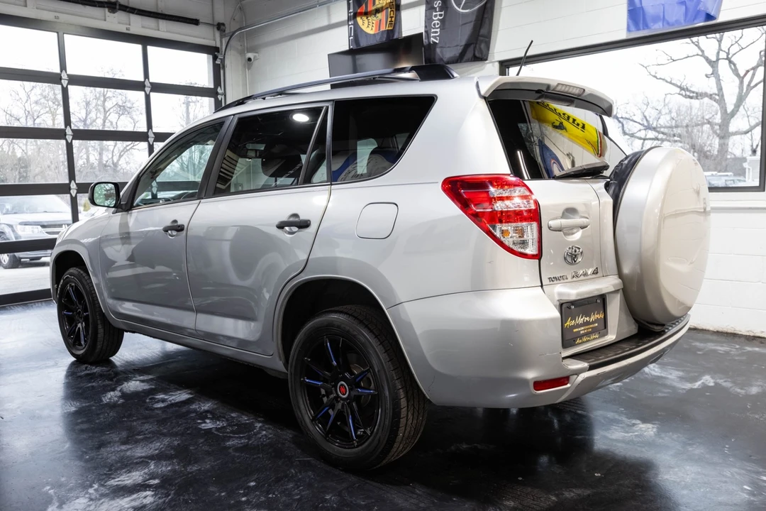 2009 Toyota RAV4 3rd Gen - Image 8 of 12