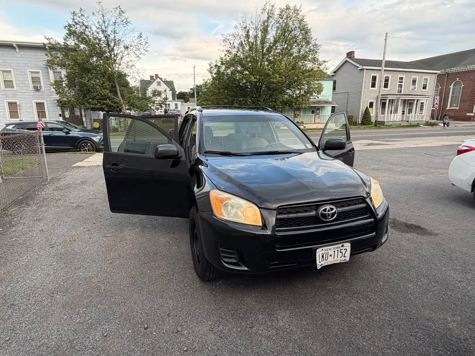 2009 Toyota RAV4 3rd Gen - Image 15 of 20
