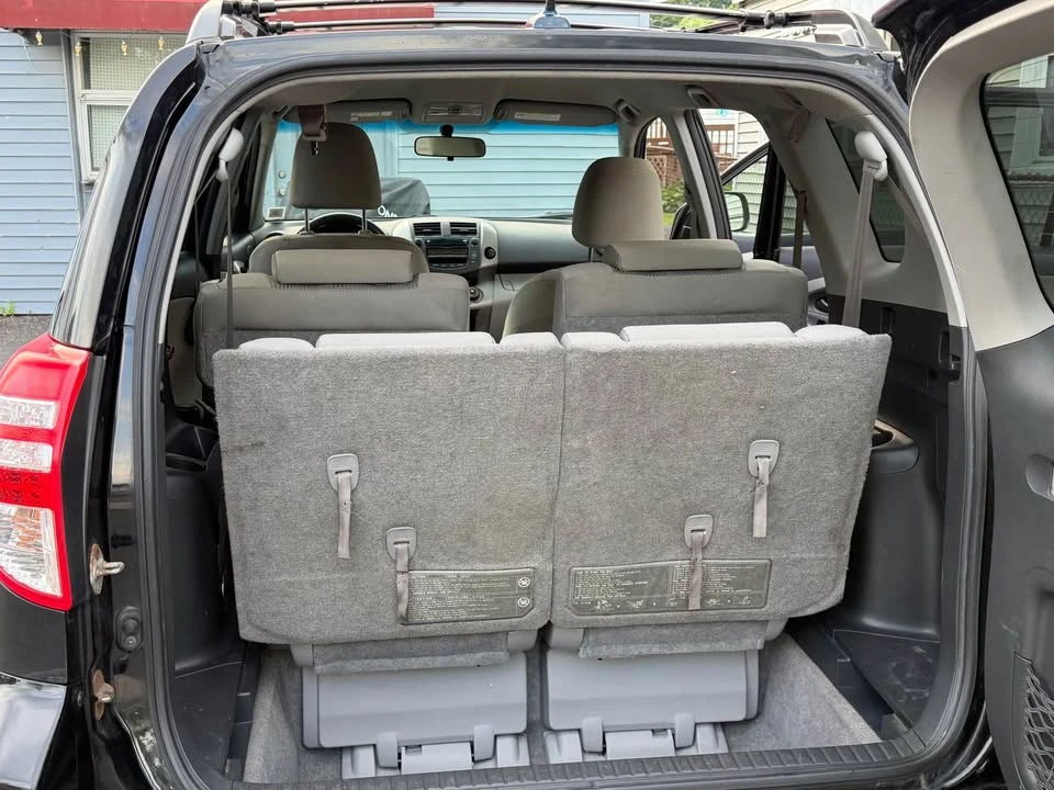 2009 Toyota RAV4 3rd Gen - Image 17 of 20