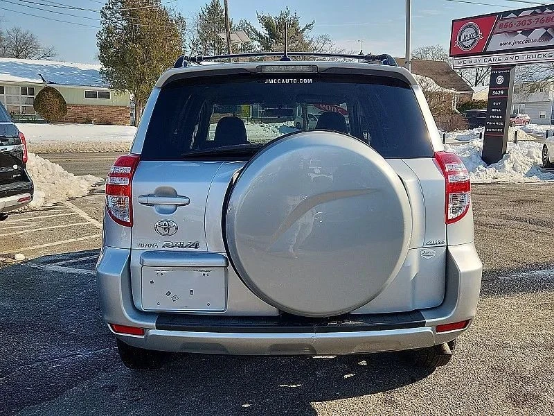 2009 Toyota RAV4 3rd Gen - Image 6 of 12