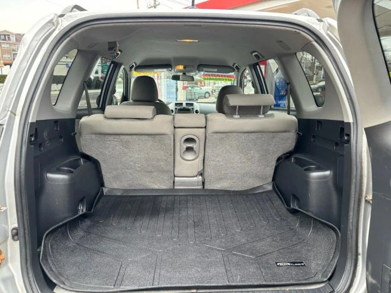 2009 Toyota RAV4 3rd Gen - Image 7 of 12