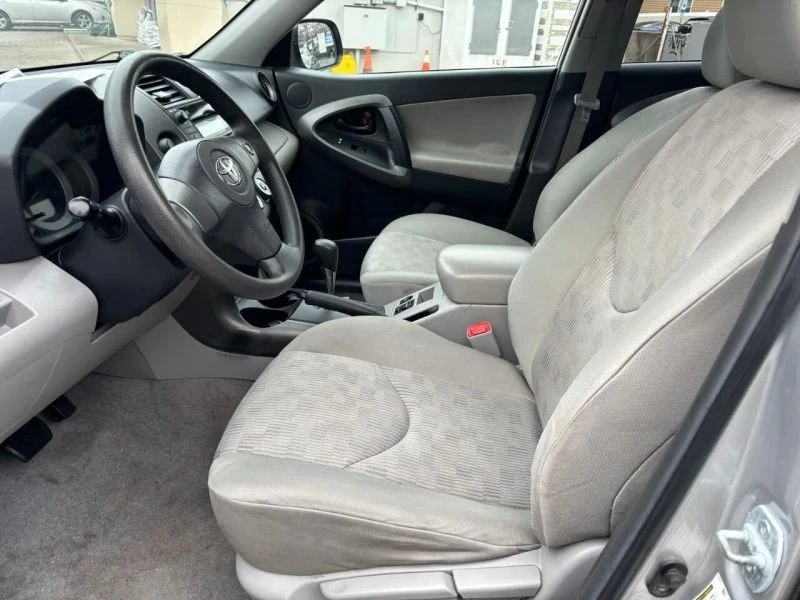 2009 Toyota RAV4 3rd Gen - Image 8 of 12