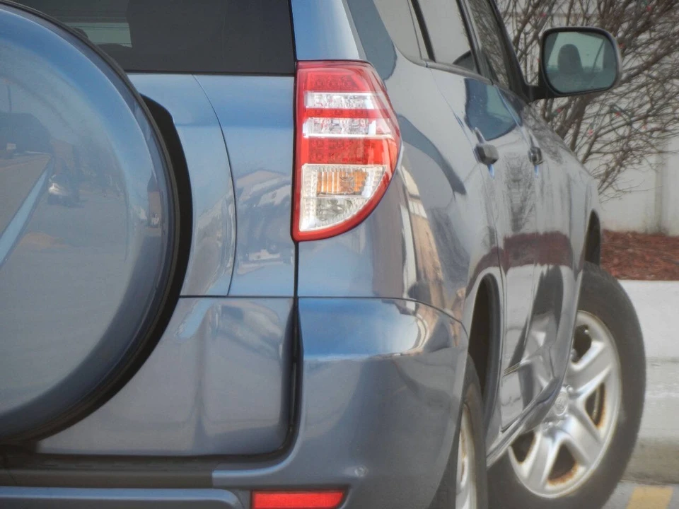 2009 Toyota RAV4 3rd Gen - Image 17 of 21