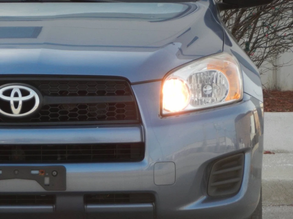 2009 Toyota RAV4 3rd Gen - Image 8 of 21