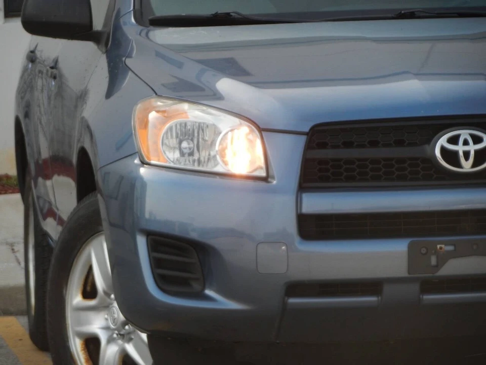 2009 Toyota RAV4 3rd Gen - Image 6 of 21