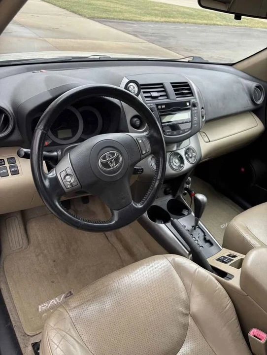 2009 Toyota RAV4 3rd Gen - Image 5 of 9