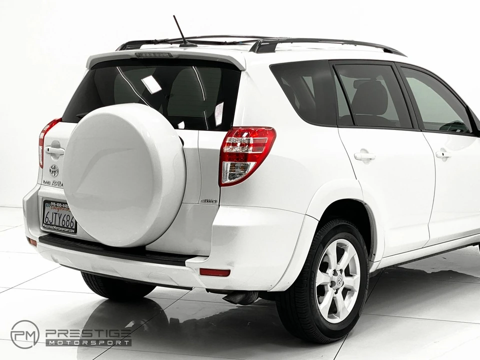 2009 Toyota RAV4 3rd Gen - Image 8 of 21