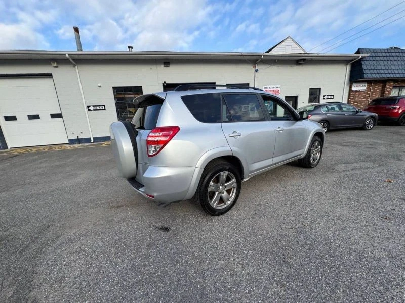2009 Toyota RAV4 3rd Gen - Image 8 of 12