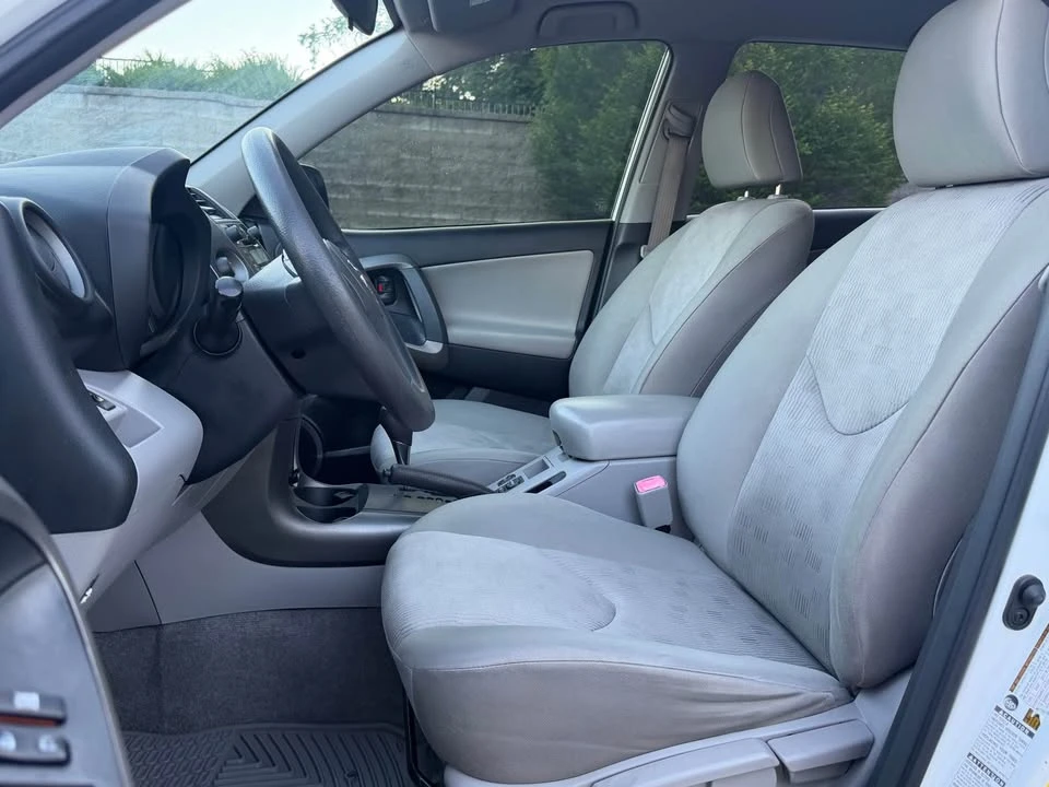 2009 Toyota RAV4 3rd Gen - Image 10 of 20