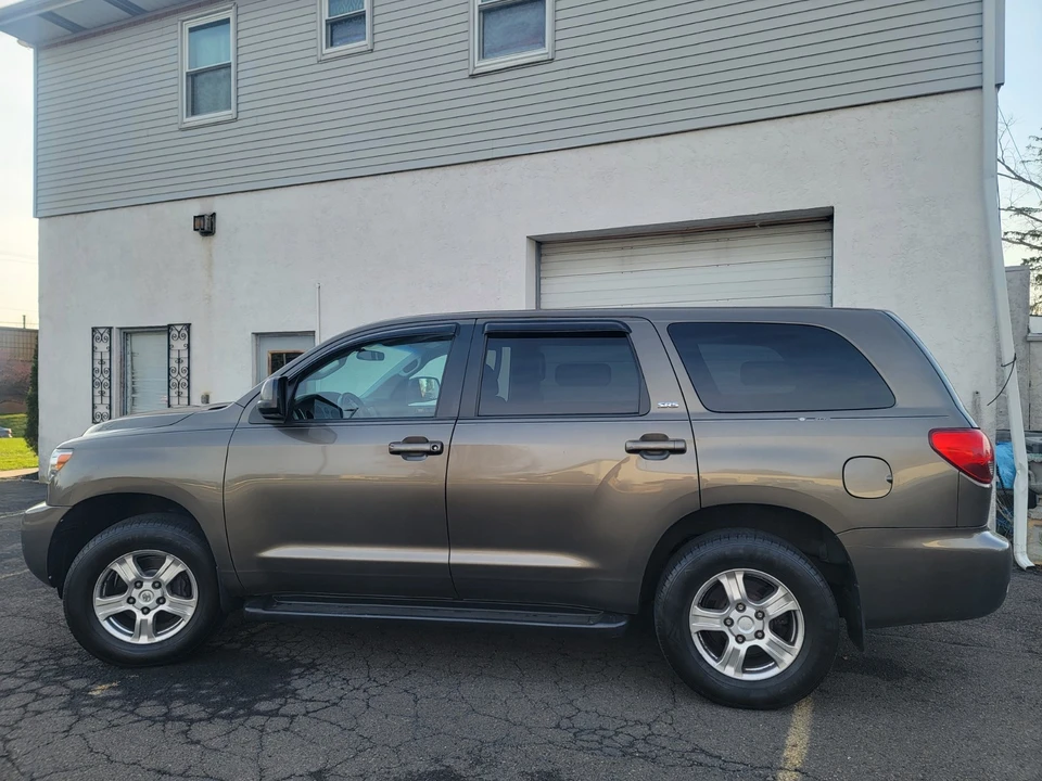 2009 Toyota Sequoia 2nd Gen - Image 7 of 19