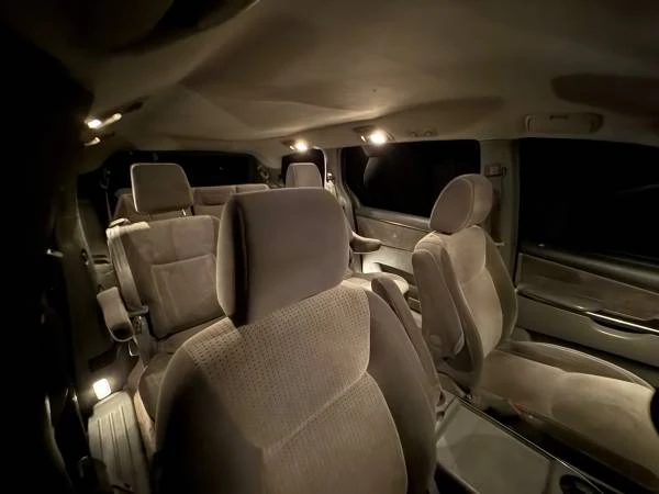 2009 Toyota Sienna 2nd Gen - Image 2 of 7