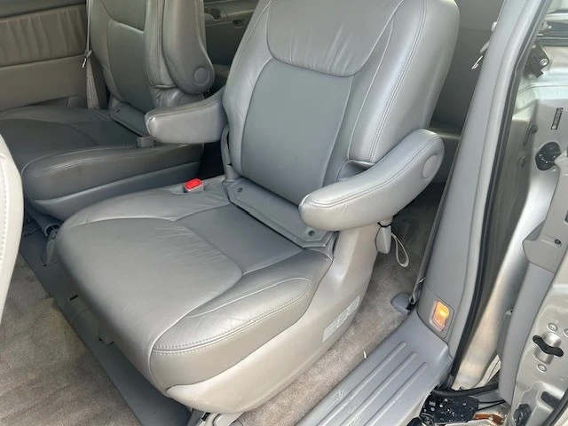 2009 Toyota Sienna 2nd Gen - Image 10 of 21