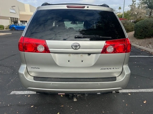 2009 Toyota Sienna 2nd Gen - Image 5 of 21