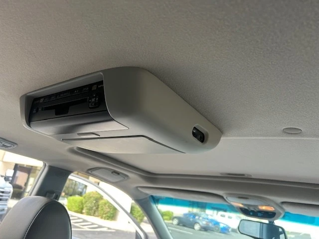 2009 Toyota Sienna 2nd Gen - Image 14 of 21