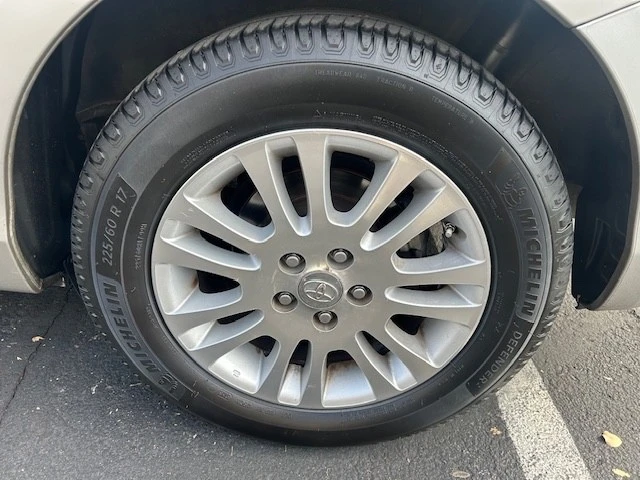 2009 Toyota Sienna 2nd Gen - Image 8 of 21