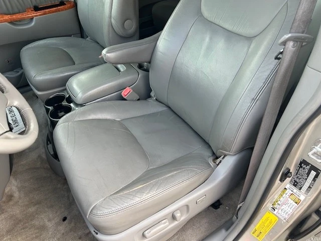 2009 Toyota Sienna 2nd Gen - Image 9 of 21