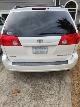 2009 Toyota Sienna 2nd Gen - Image 3 of 10
