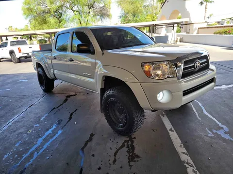 2009 Toyota Tacoma Double Cab TRD Off-Road Pickup 4D 6 ft