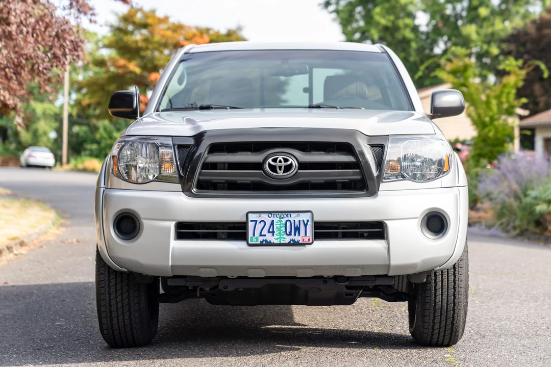 2009 Toyota Tacoma 2nd Gen - Image 2 of 31