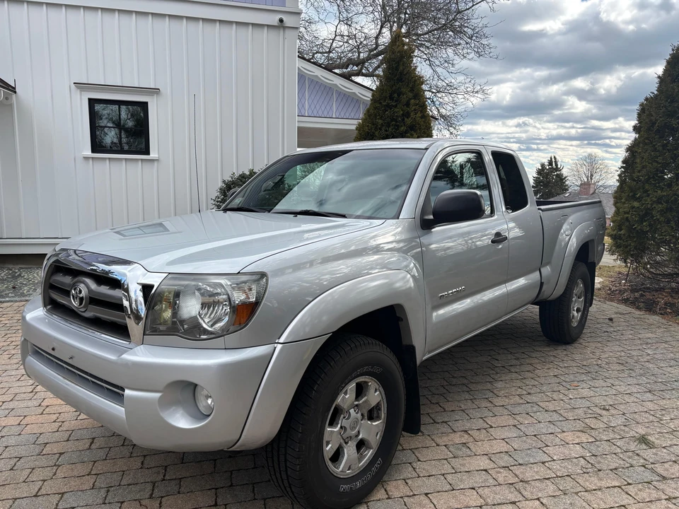2009 Toyota Tacoma 2nd Gen - Image 8 of 31
