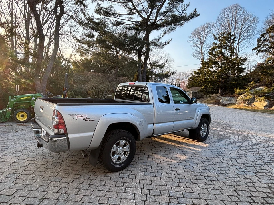 2009 Toyota Tacoma 2nd Gen - Image 13 of 31