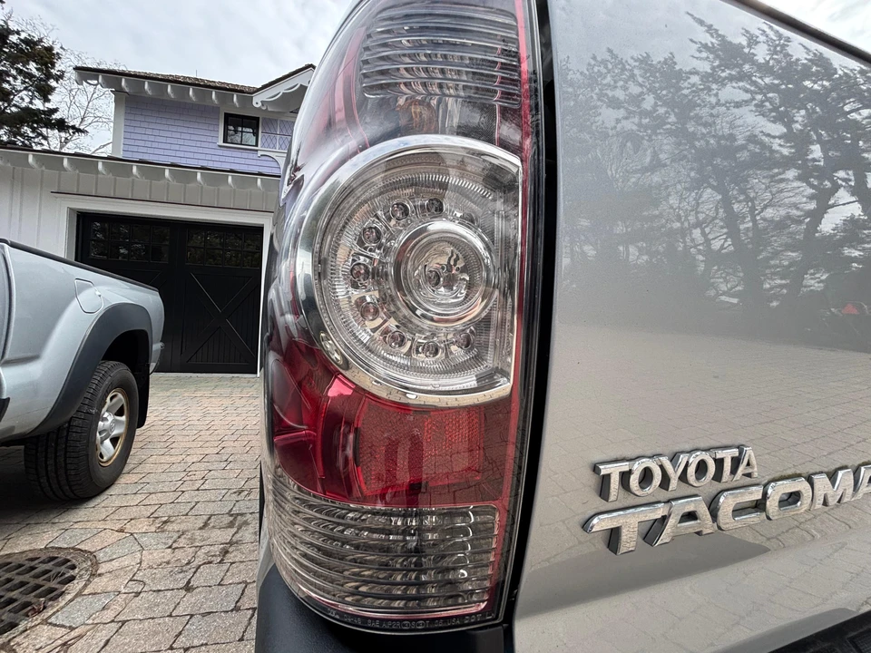 2009 Toyota Tacoma 2nd Gen - Image 27 of 31