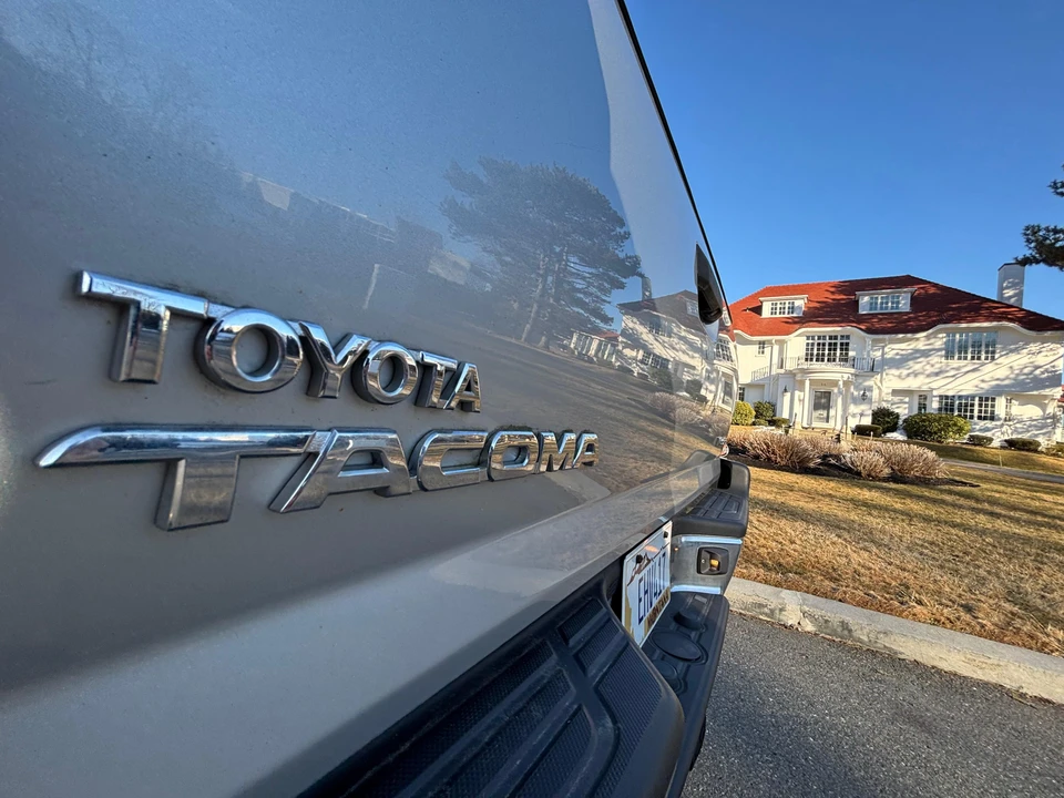 2009 Toyota Tacoma 2nd Gen - Image 28 of 31