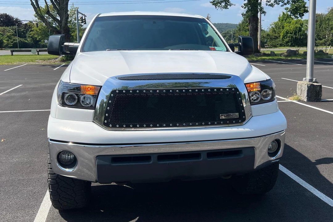 2009 Toyota Tundra 2nd Gen - Image 2 of 31