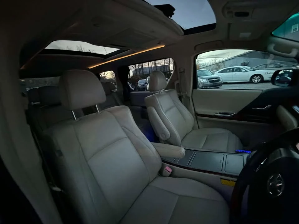 2009 Toyota Previa/Estima 3rd Gen - Image 14 of 20