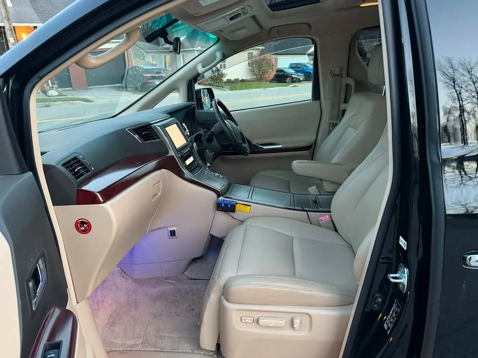 2009 Toyota Previa/Estima 3rd Gen - Image 19 of 20