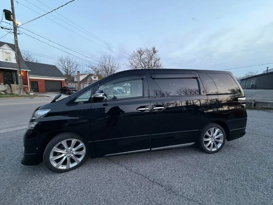 2009 Toyota Previa/Estima 3rd Gen - Image 3 of 20
