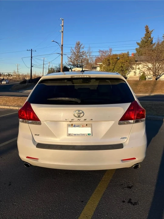 2009 Toyota Venza - Image 5 of 15