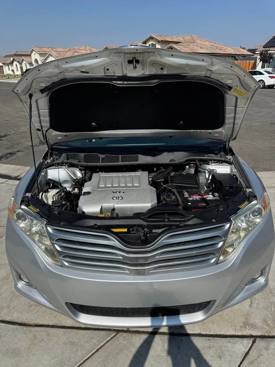 2009 Toyota Venza - Image 2 of 13