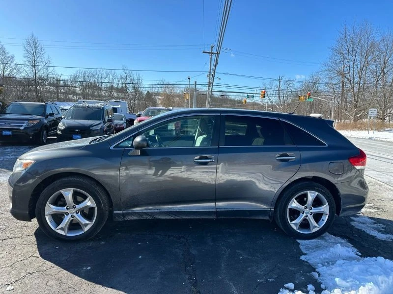 2009 Toyota Venza - Image 7 of 12
